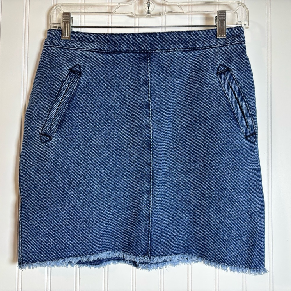 Current Elliott Mini Zip Fray Denim Skirt Size 0 25